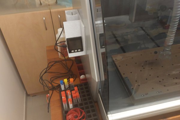 Makera Carvera Clamp-UnClamp device